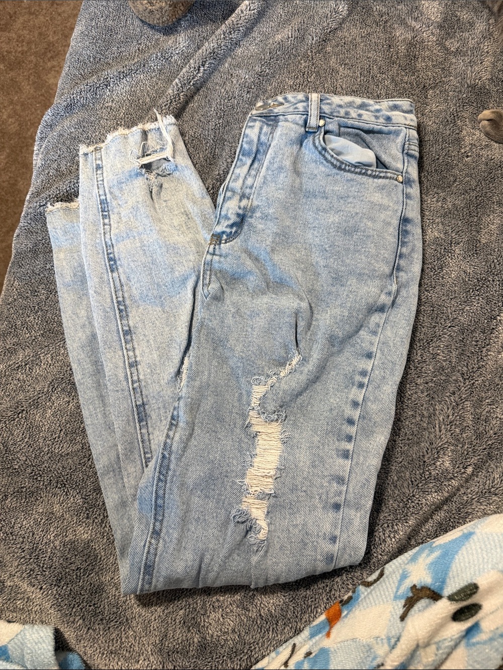 Tinseltown Light Blue High-Rise Distressed Jeans